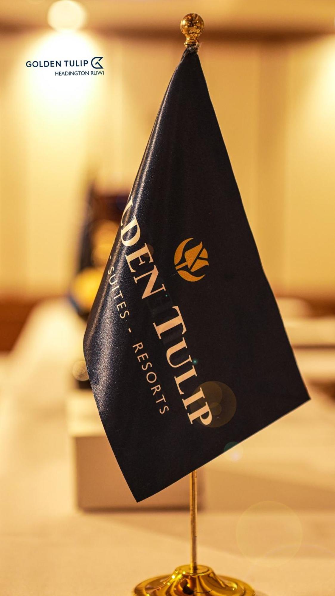 Golden Tulip Headington Hotel Muscat Exterior foto