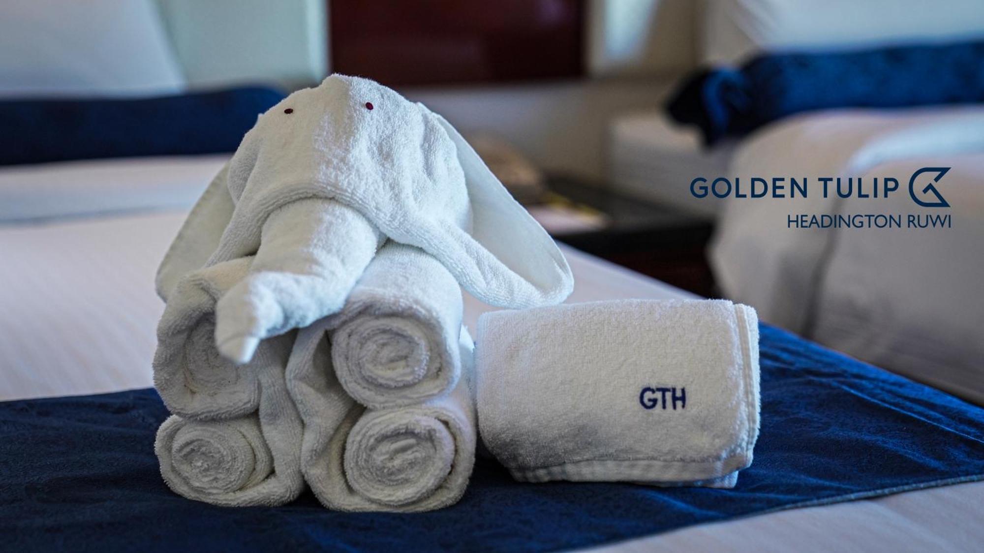 Golden Tulip Headington Hotel Muscat Exterior foto