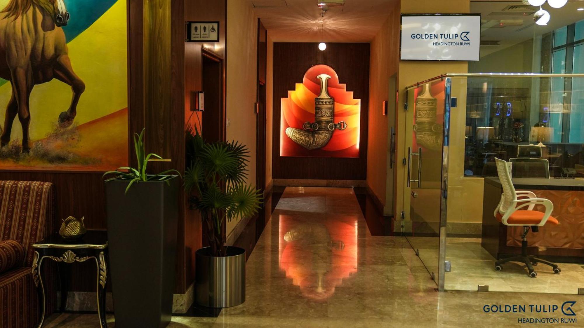 Golden Tulip Headington Hotel Muscat Exterior foto